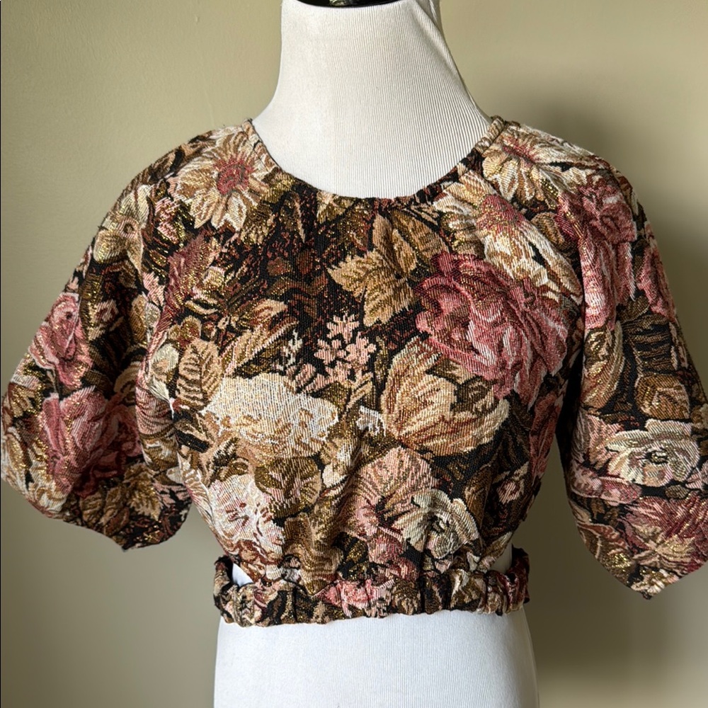 Girl Tribe Co Jacquard Crop Top With Side Cut Outs